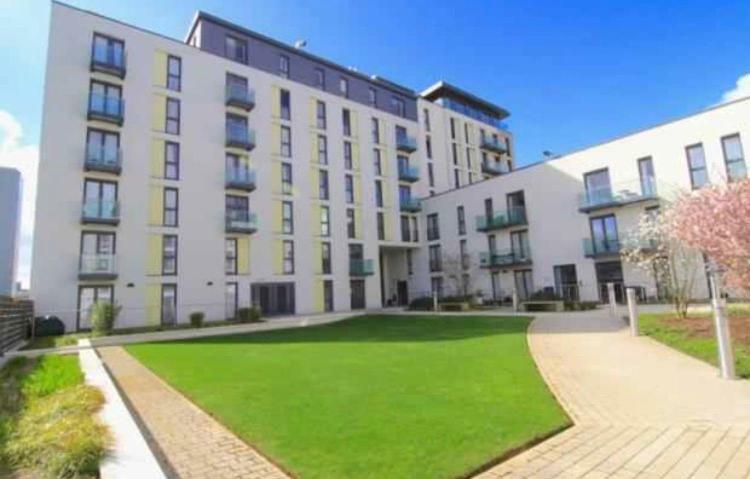 Apartment Hayes Cardiff